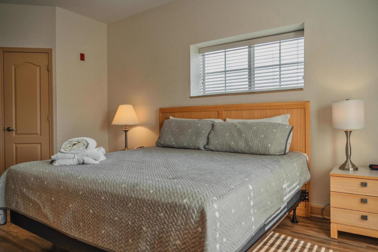 Mvc - Unit 3201 - Mountain View Zodiac Apartment *